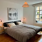 Modern In Gamla Stan Huoneisto