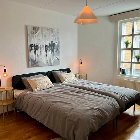 Modern In Gamla Stan Apartament